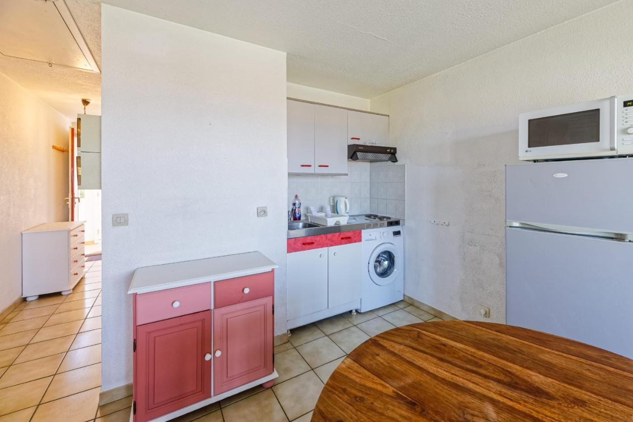 Zirli Island Front De Piscine Tennis Wifi Parking Appartement *